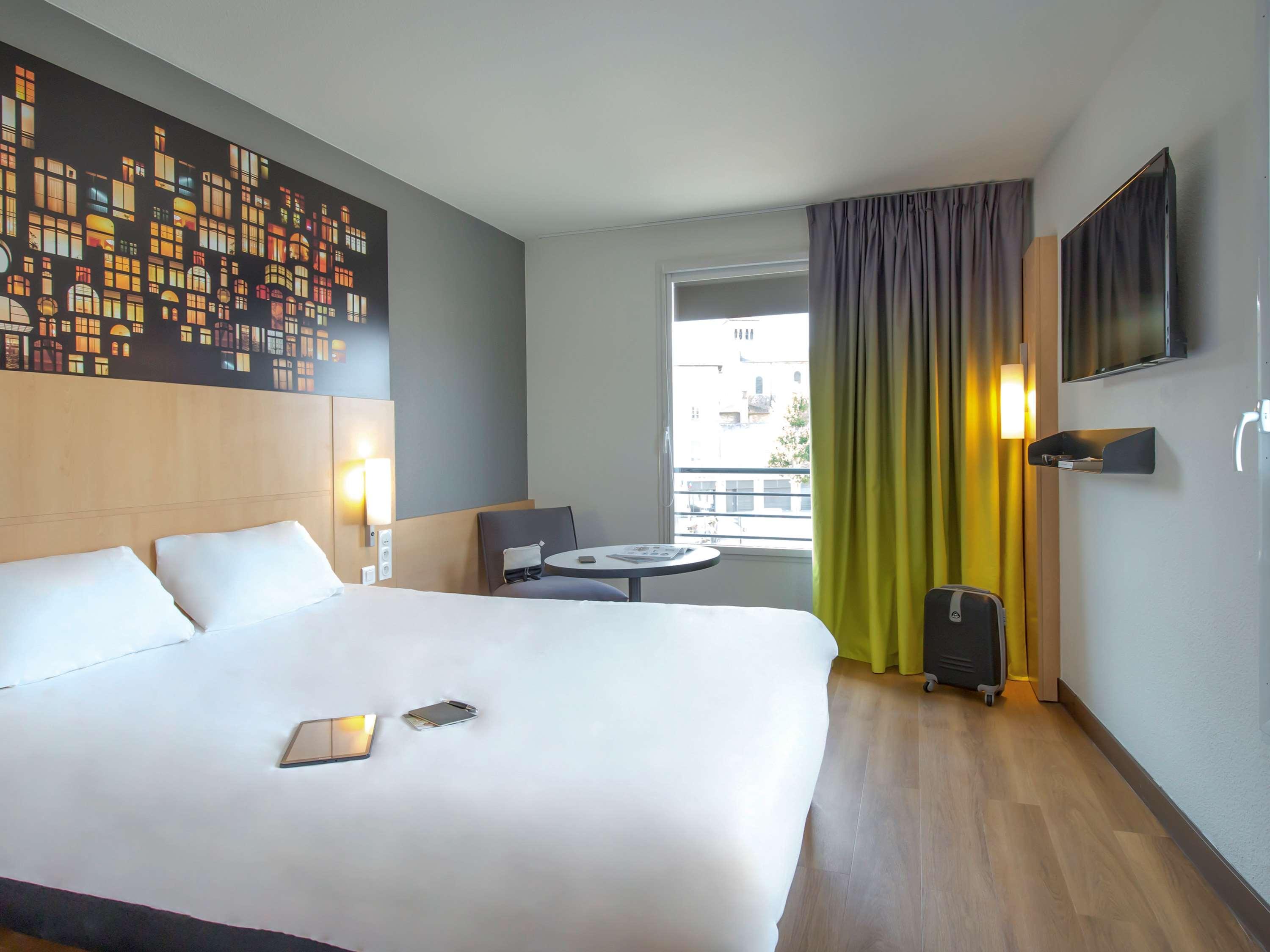 Ibis Lyon Sud Saint-louis Hotel