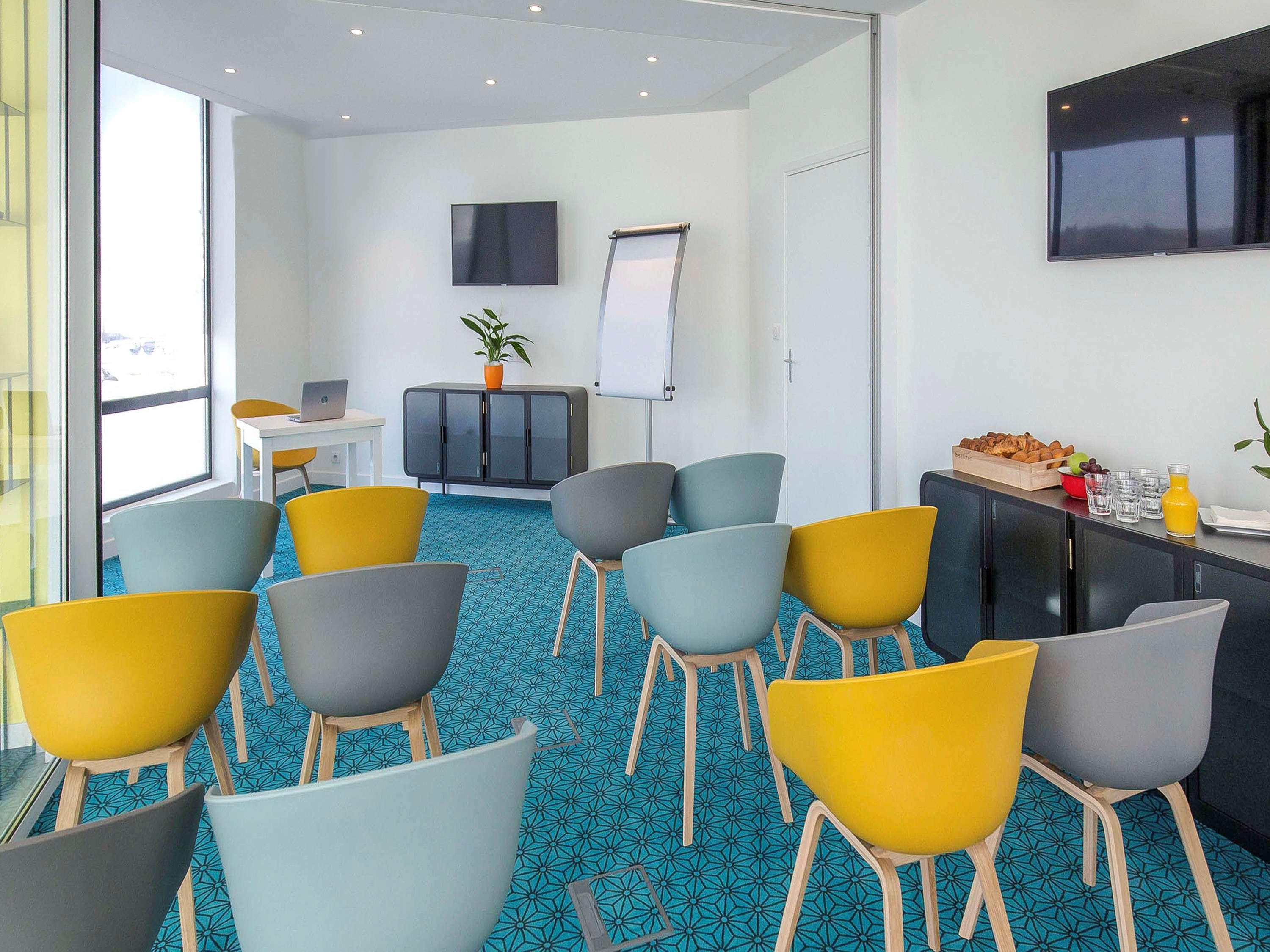 Ibis Lyon Sud Saint-louis 3*